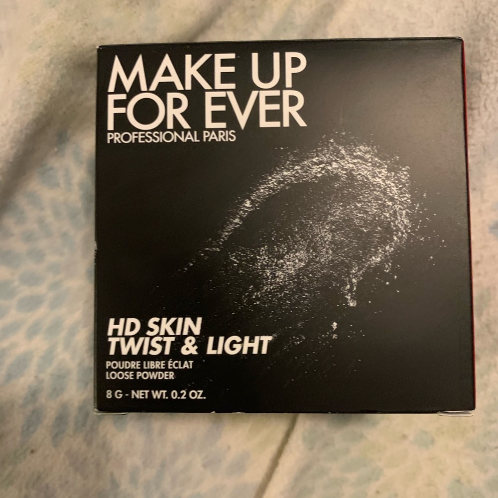 Makeup Forever HD Skin Twist & Light Loose Powder